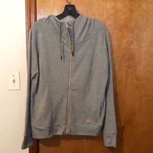 Under armour sweater like new